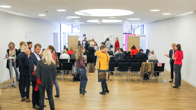 Unternehmerinnen von morgen bei der Auftaktveranstaltung in den Räumen der MGO in Bamberg